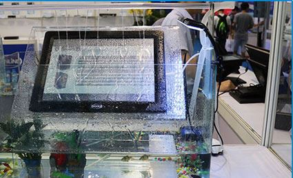 Tista 'tintuża pillola ordinarja bħal PC tal-pannell industrijali?